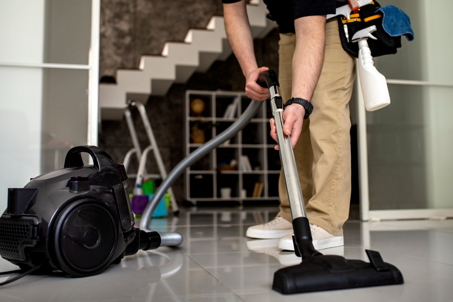 service-image
